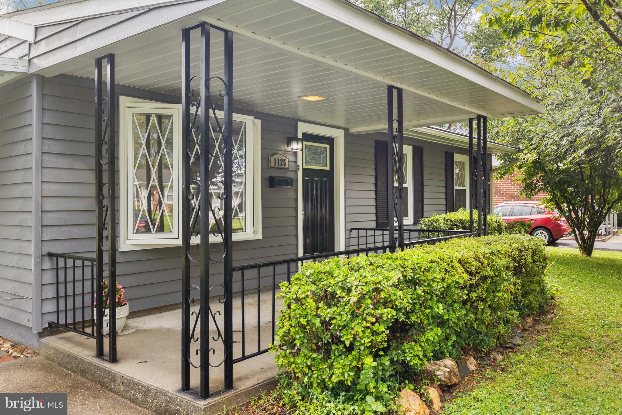 1125 Wynbrook Rd