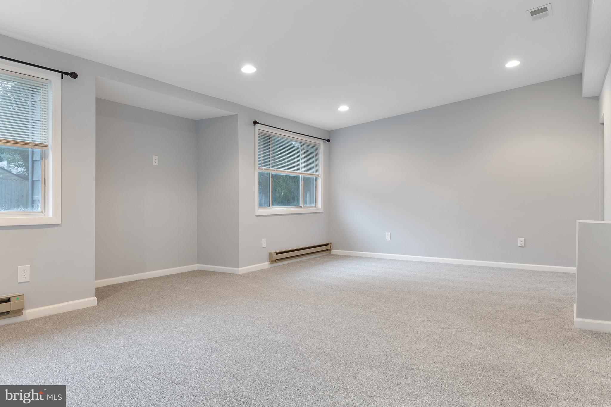 1125 Wynbrook Rd