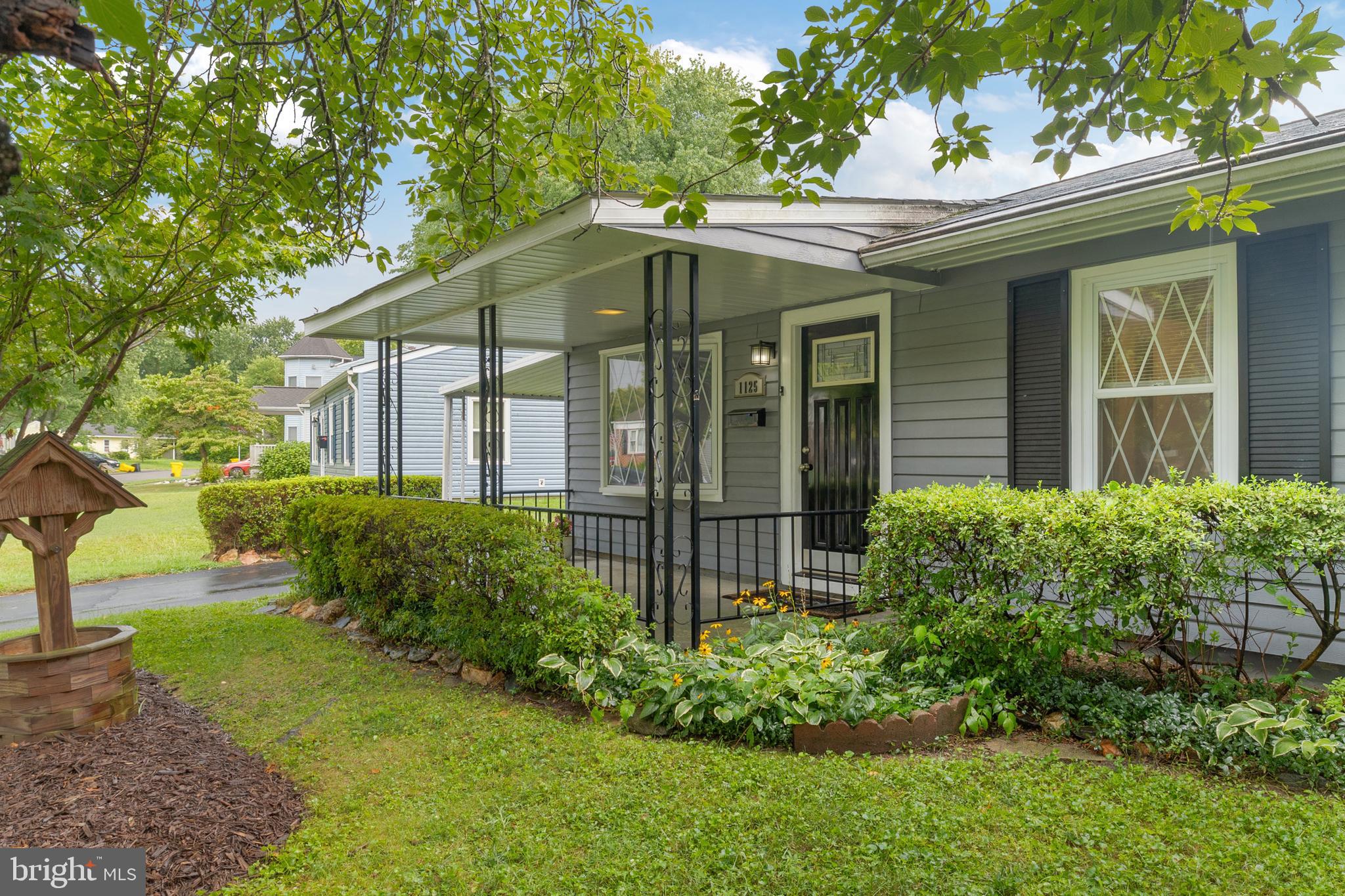 1125 Wynbrook Rd