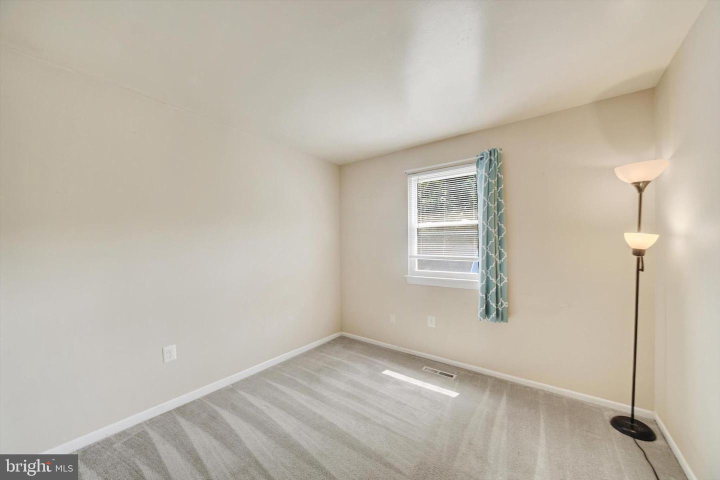 281 Ternwing Dr