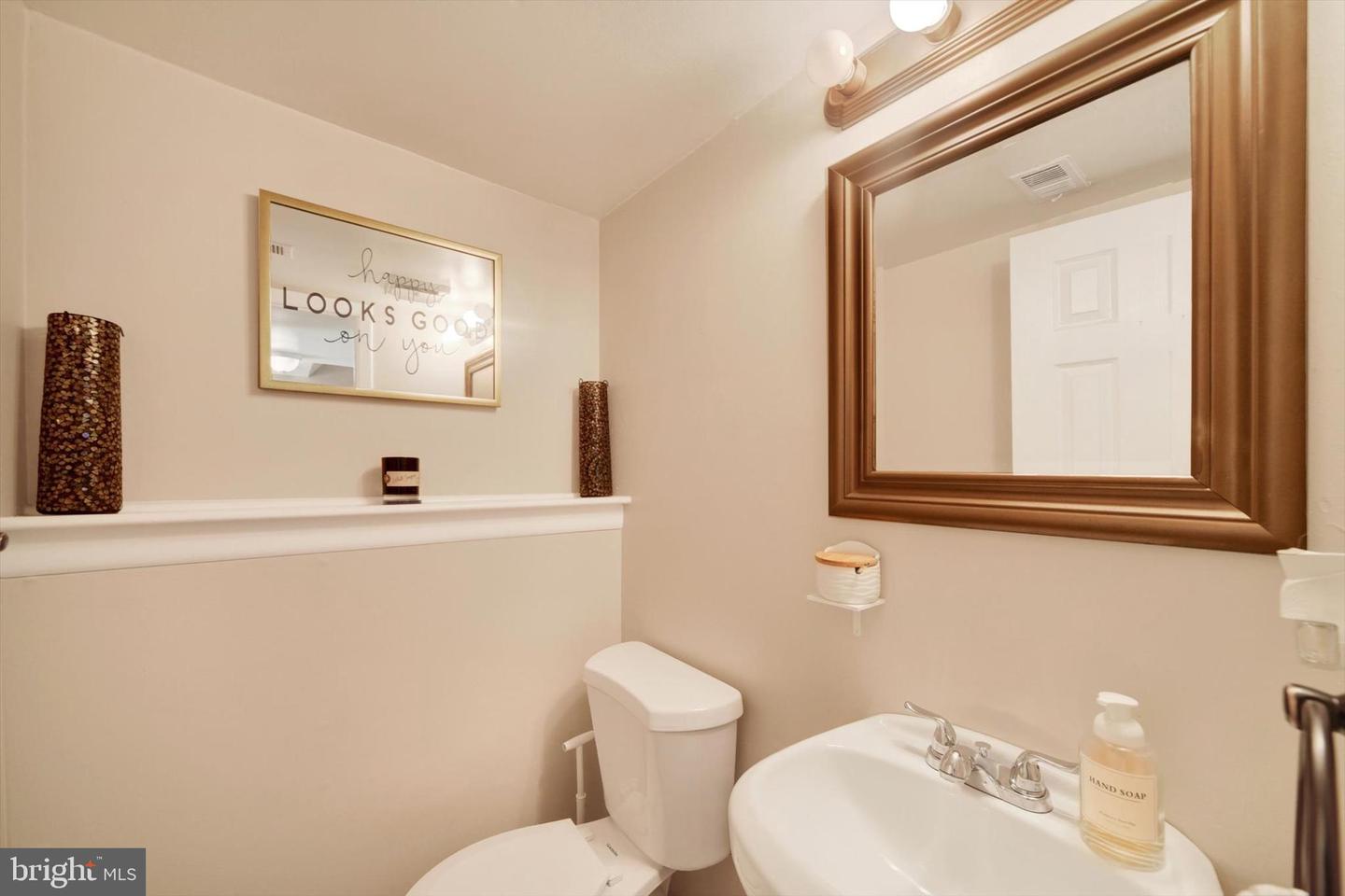 281 Ternwing Dr