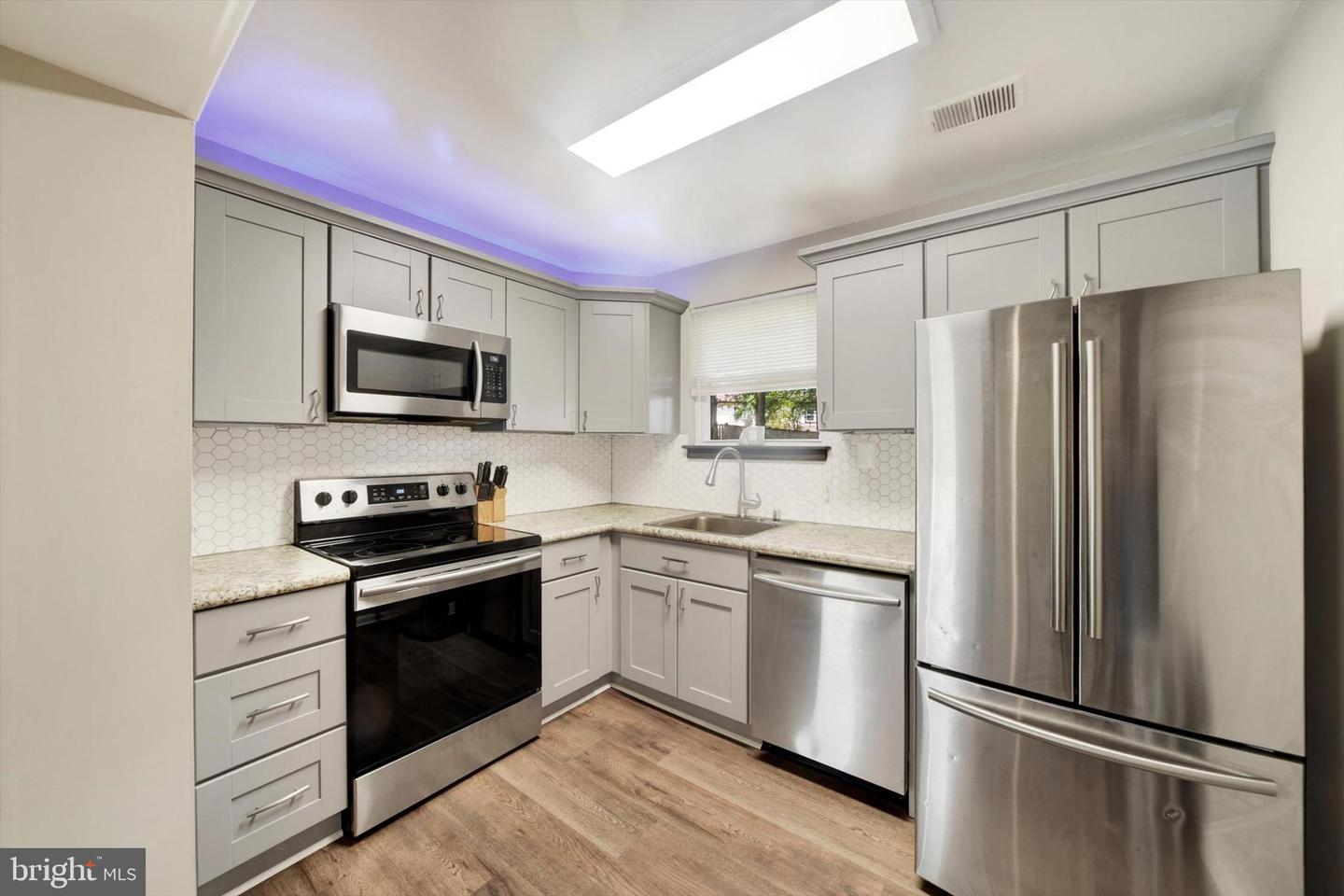 281 Ternwing Dr