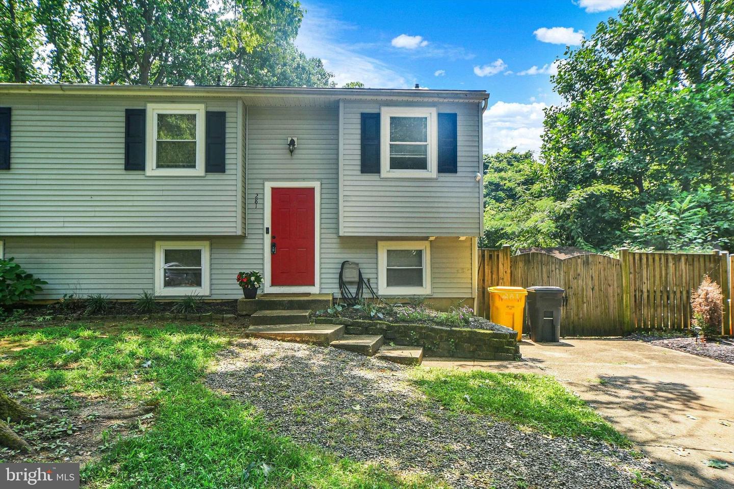 281 Ternwing Dr
