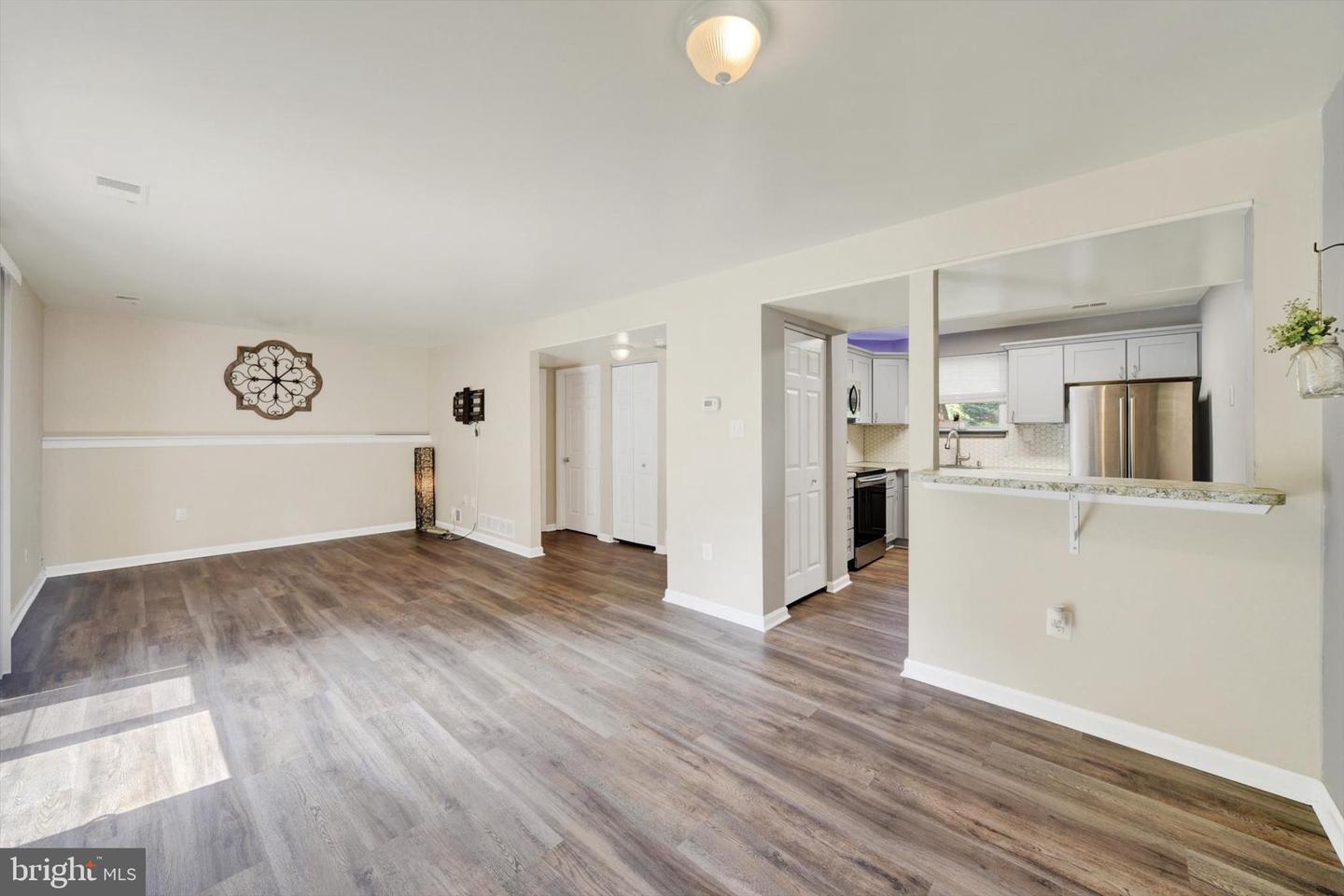 281 Ternwing Dr