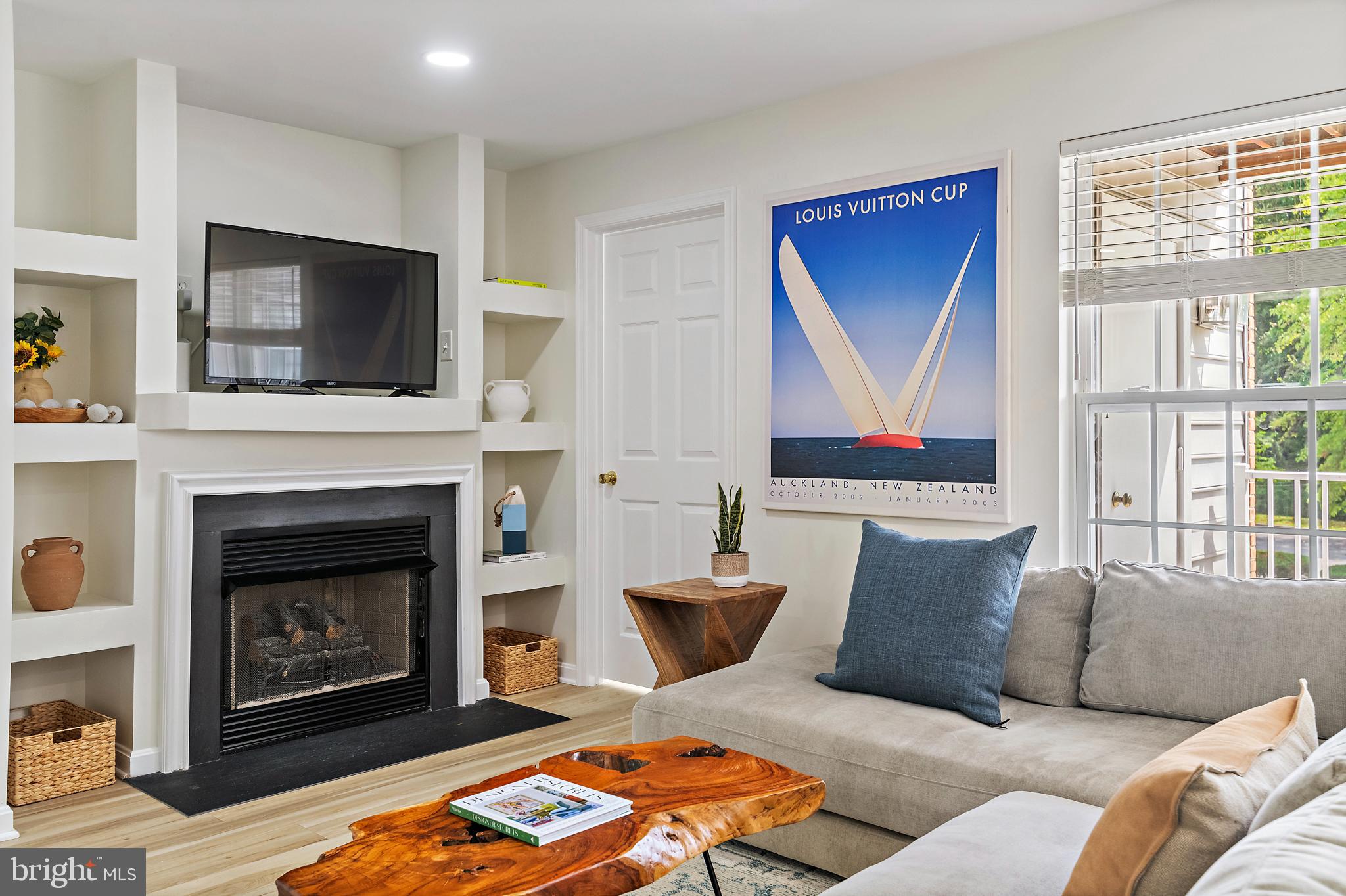 2026 GOV THOMAS BLADEN WAY 203