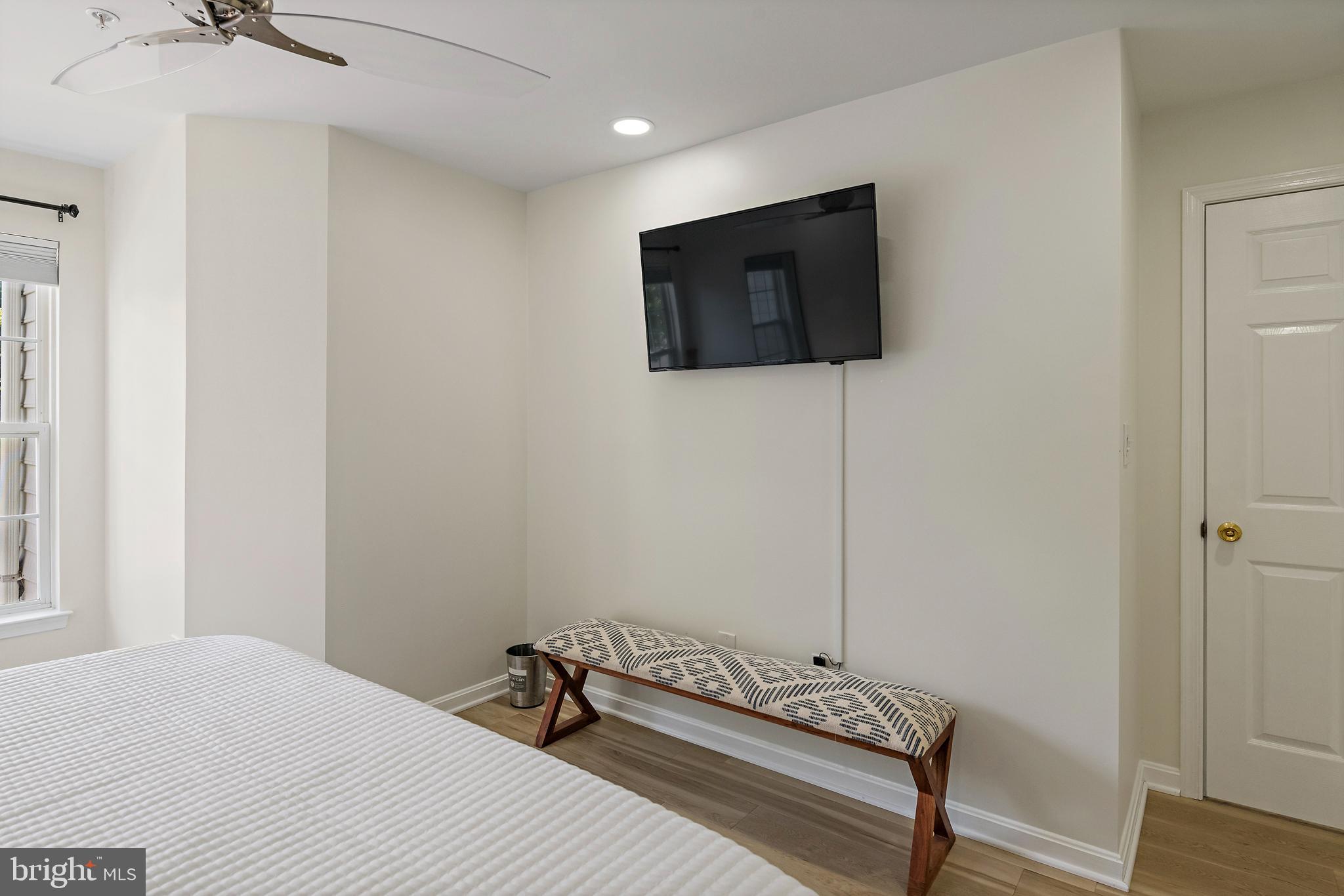 2026 GOV THOMAS BLADEN WAY 203