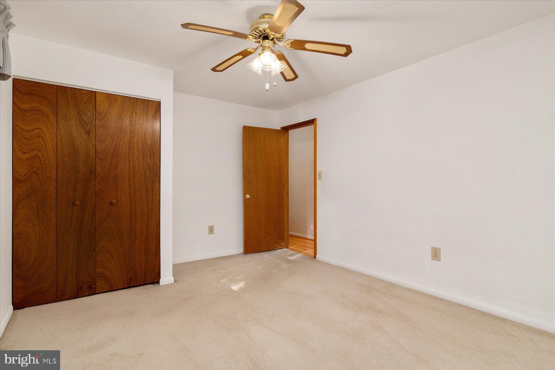 1496 RIVER ROAD