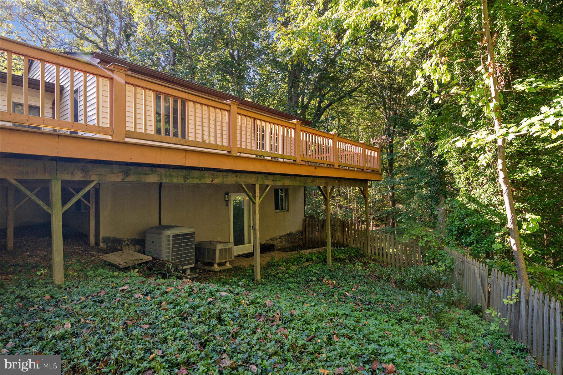 1496 RIVER ROAD
