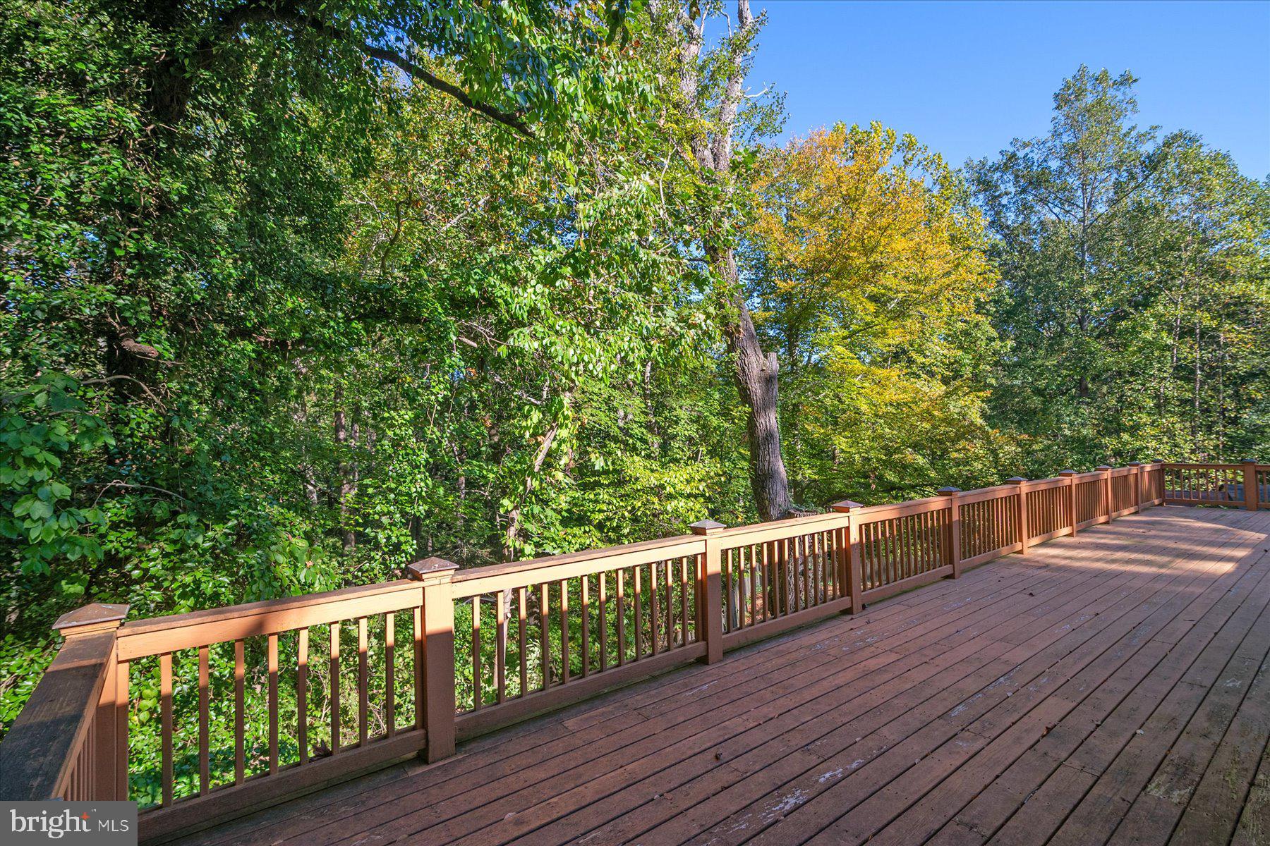 1496 RIVER ROAD