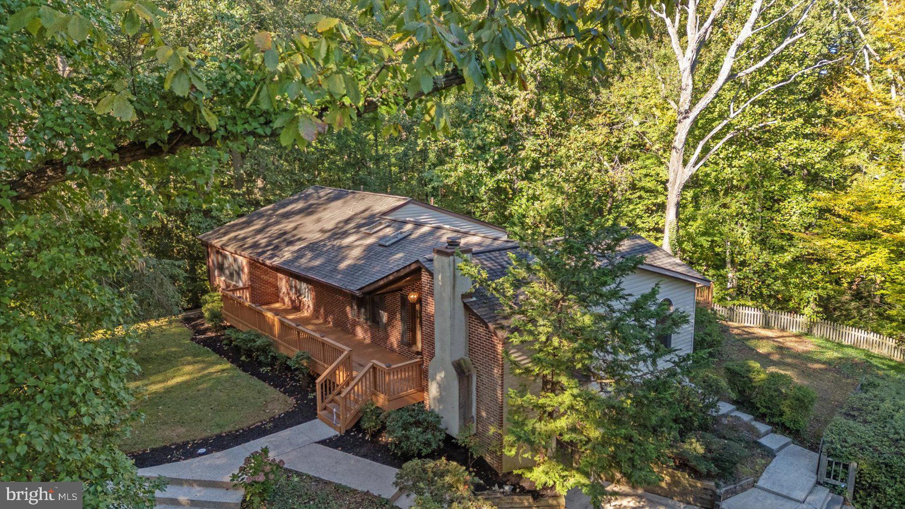 1496 RIVER ROAD