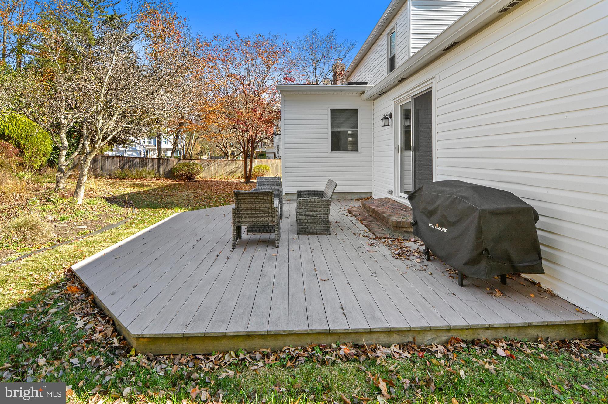 202 AUTUMN LEAF PLACE