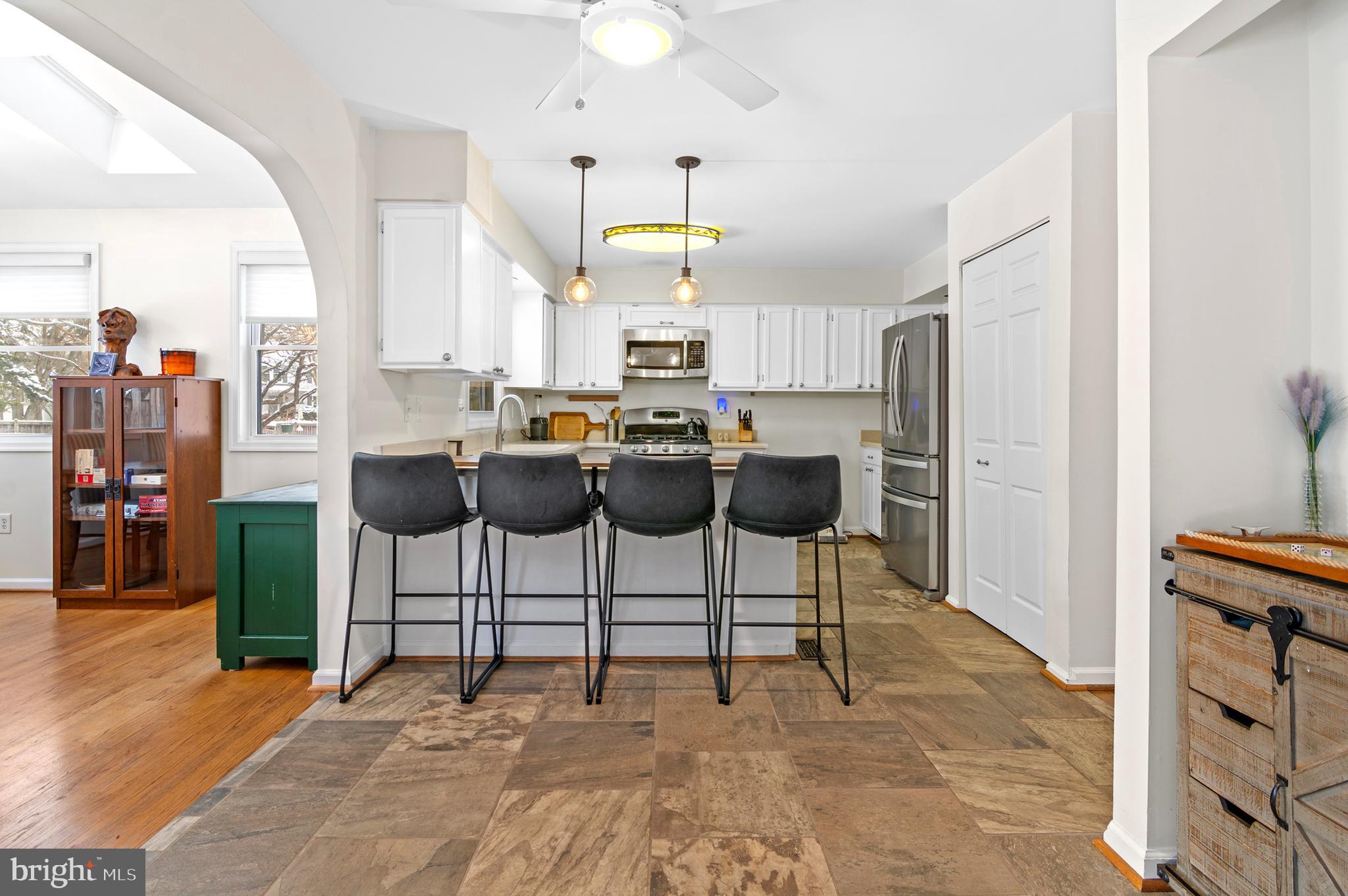 202 AUTUMN LEAF PLACE