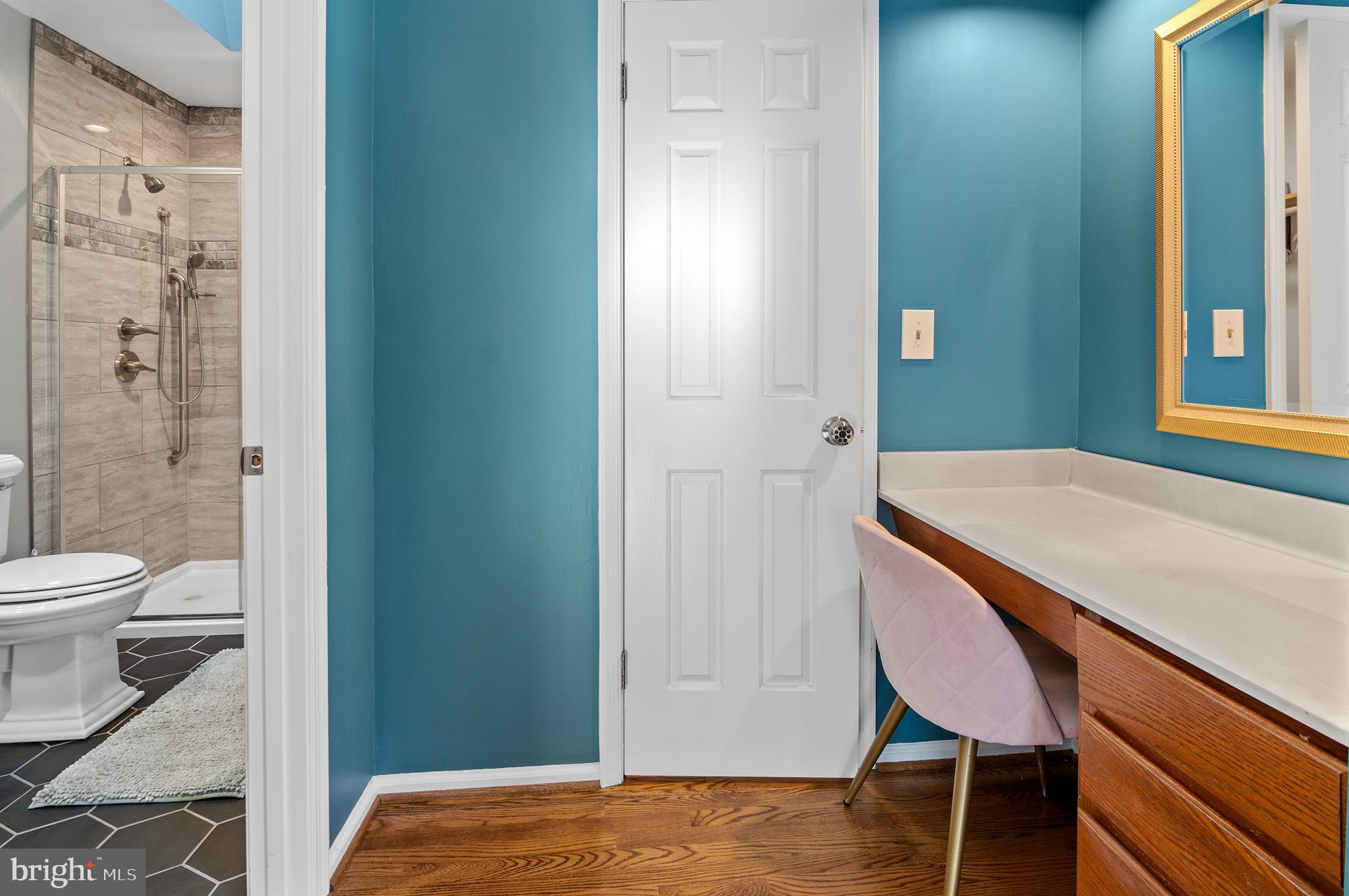 202 AUTUMN LEAF PLACE