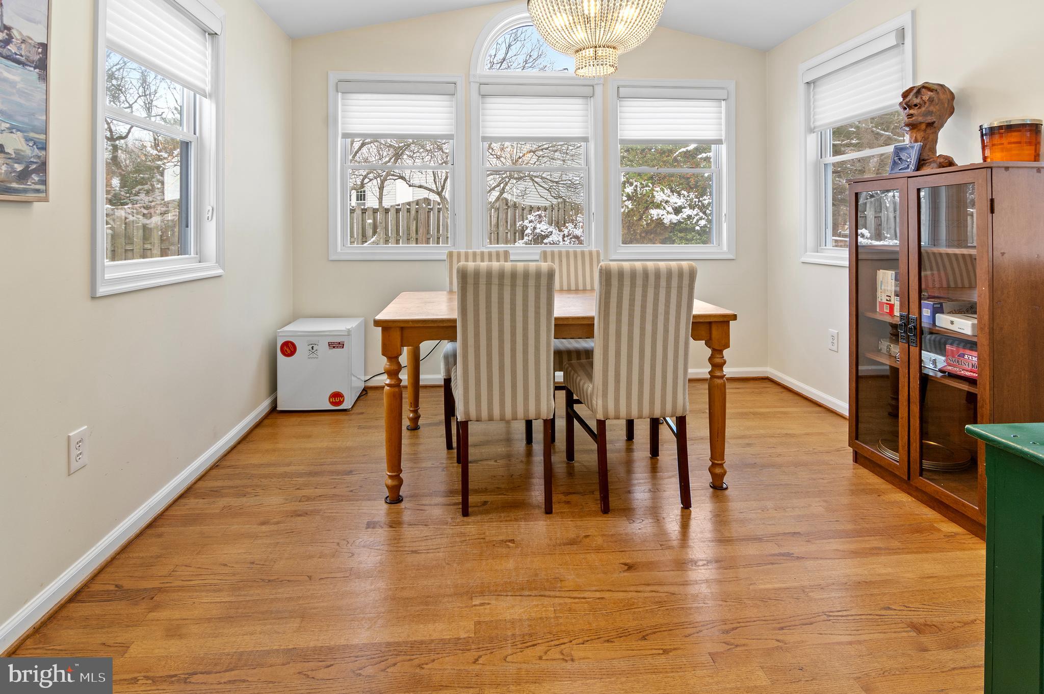 202 AUTUMN LEAF PLACE