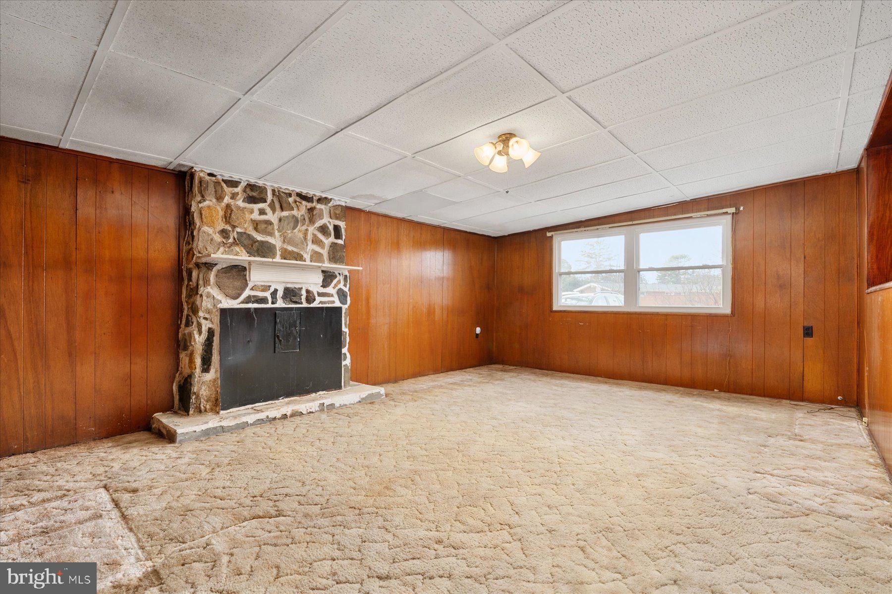 214 SAINT JAMES DRIVE