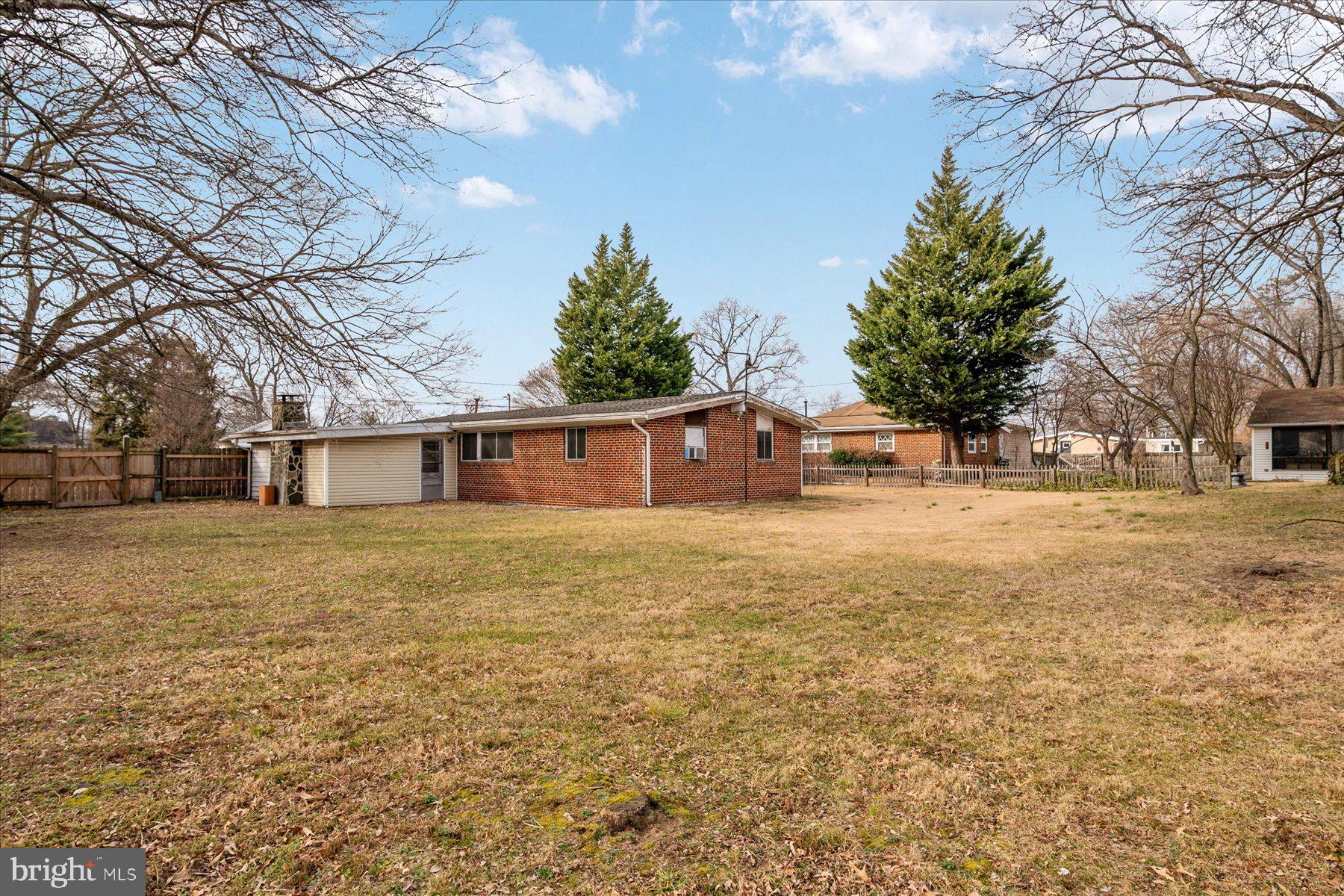 214 SAINT JAMES DRIVE