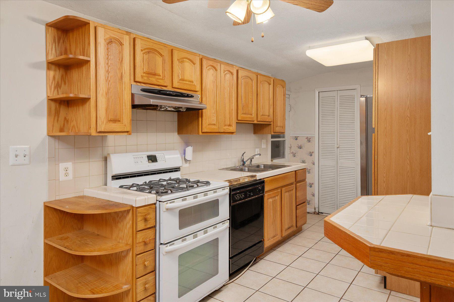 214 SAINT JAMES DRIVE