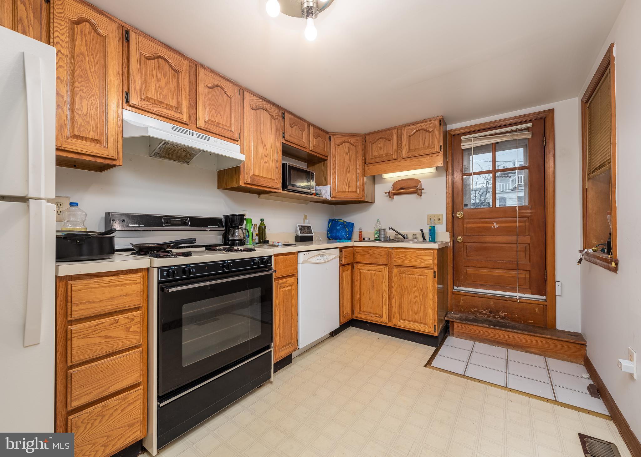 1109 BATTERY AVENUE