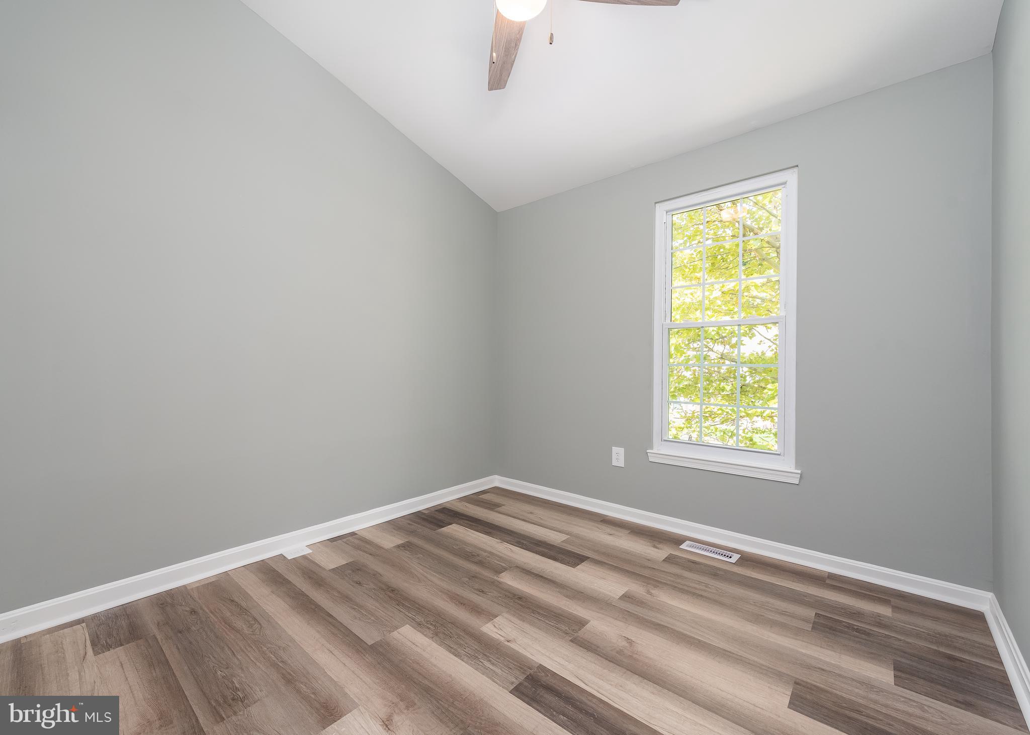 21 HIDDENCREEK COURT