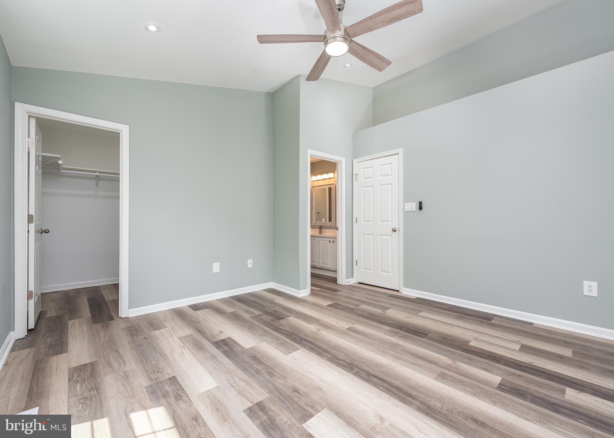 21 HIDDENCREEK COURT