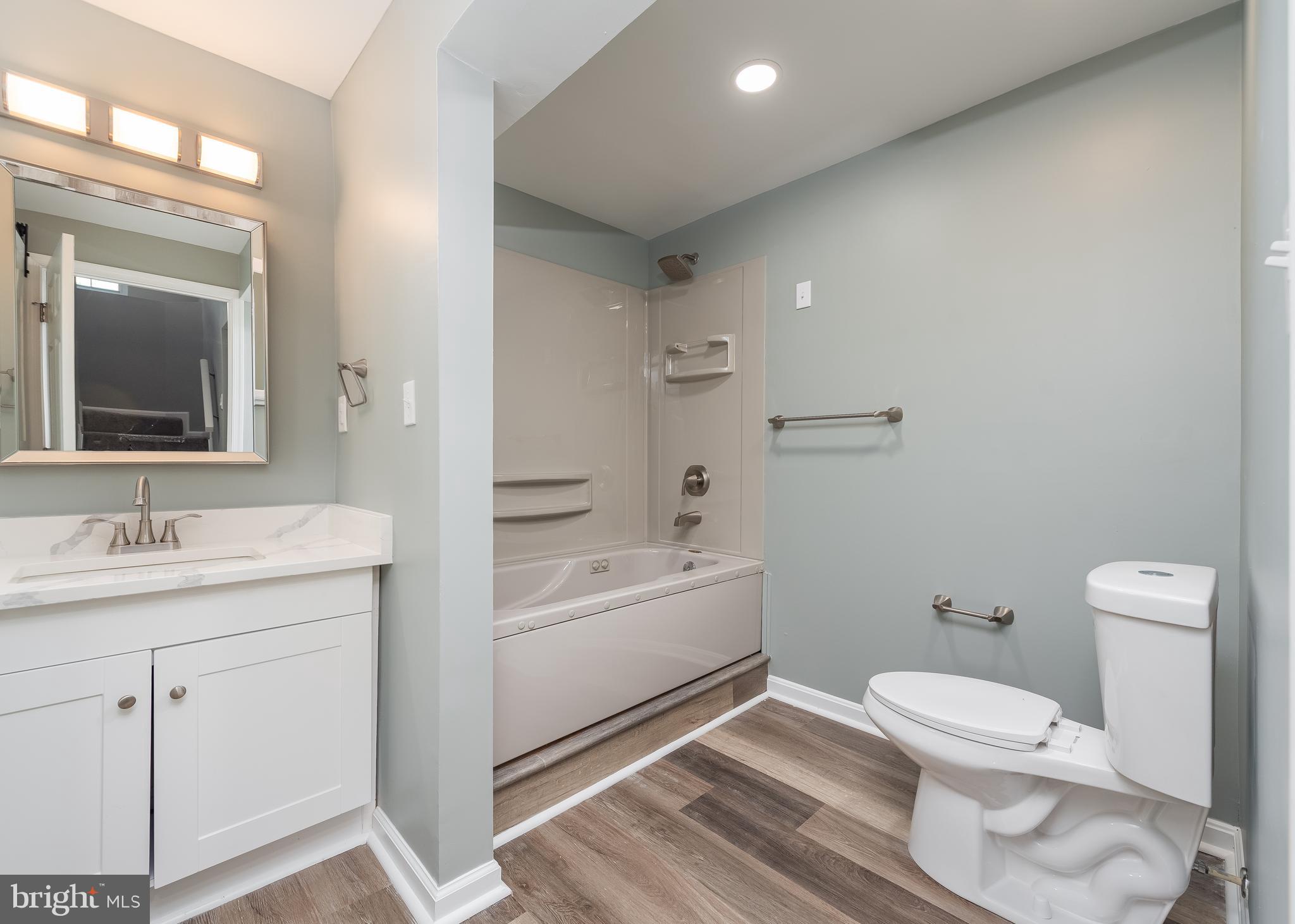 21 HIDDENCREEK COURT