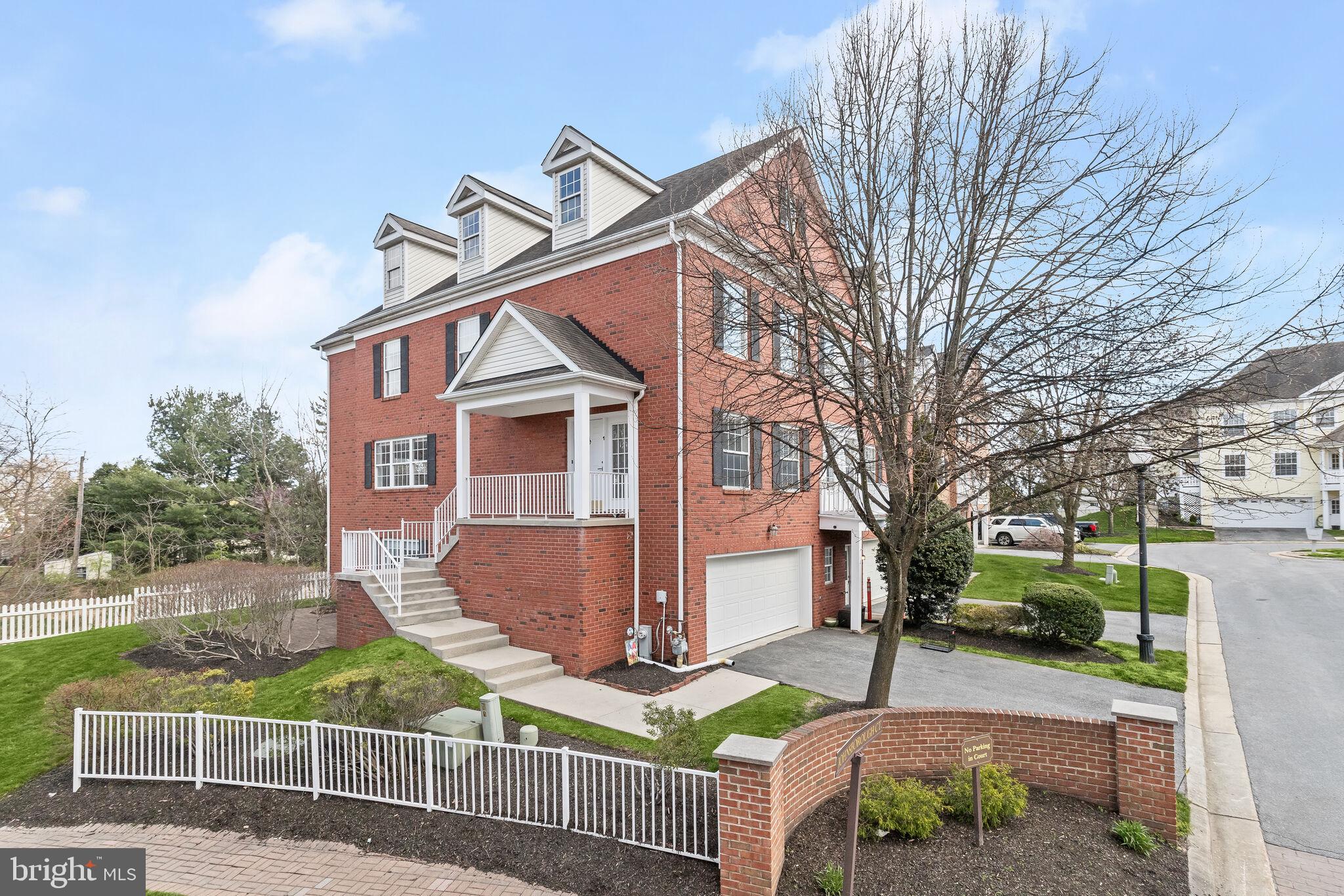 1 Johnsborough Ct #43