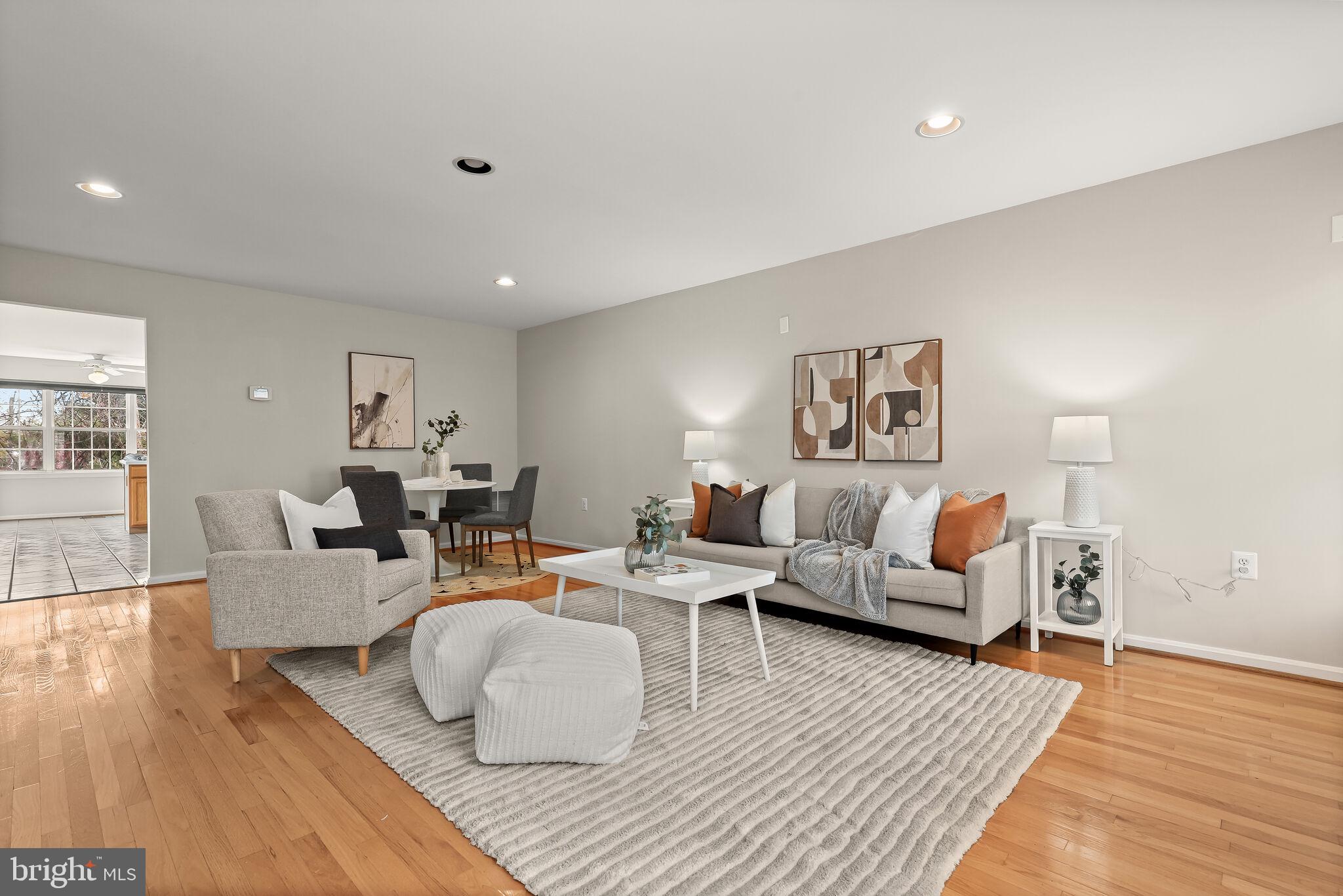 1 Johnsborough Ct #43
