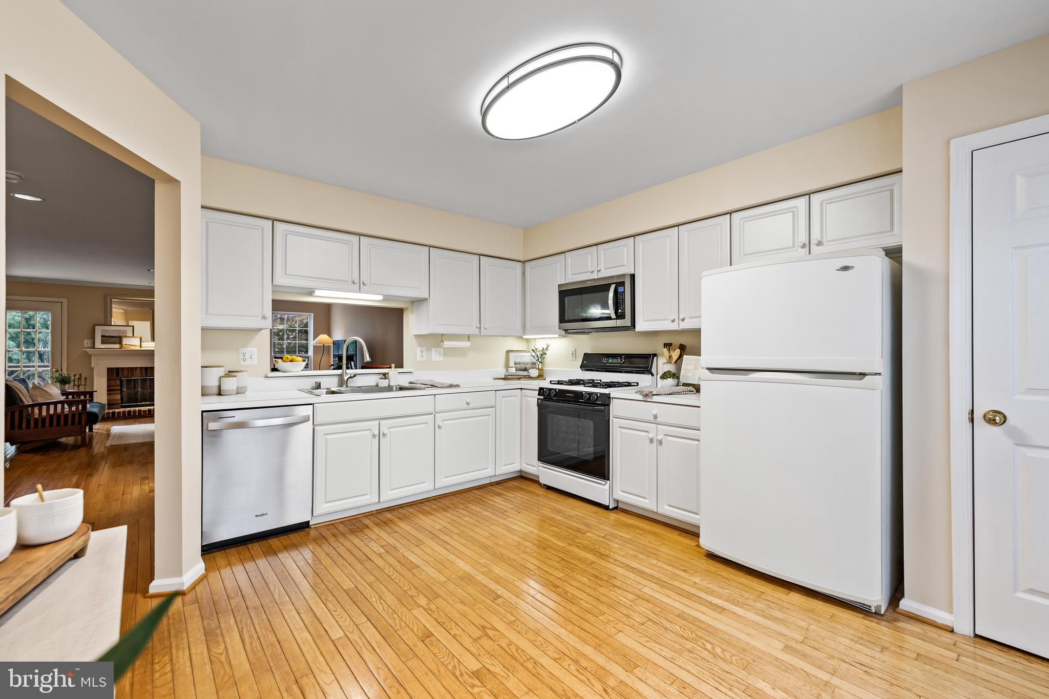 743 Leister Dr