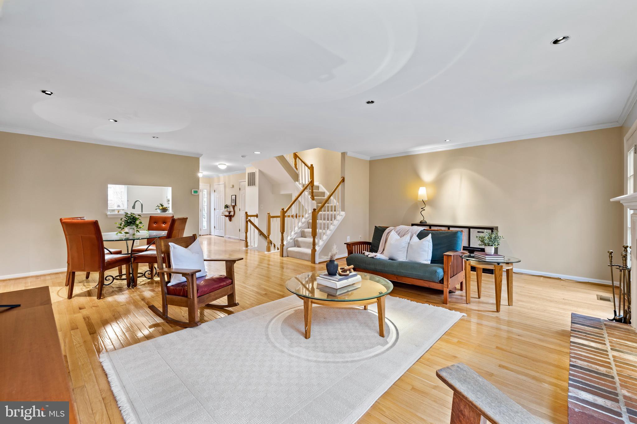 743 Leister Dr