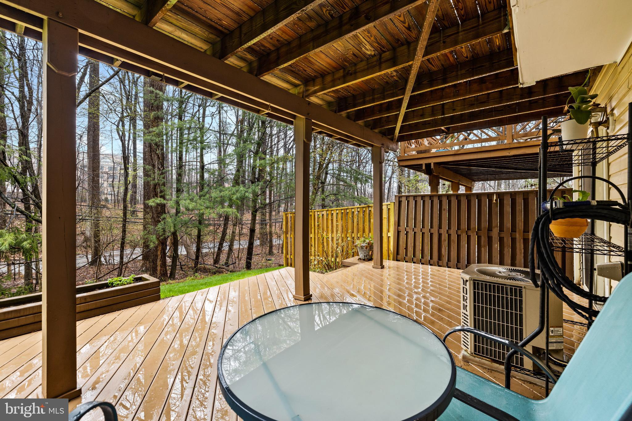 743 Leister Dr