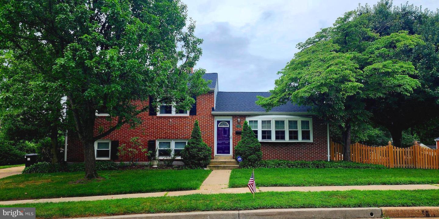 12 N Morerick Ave