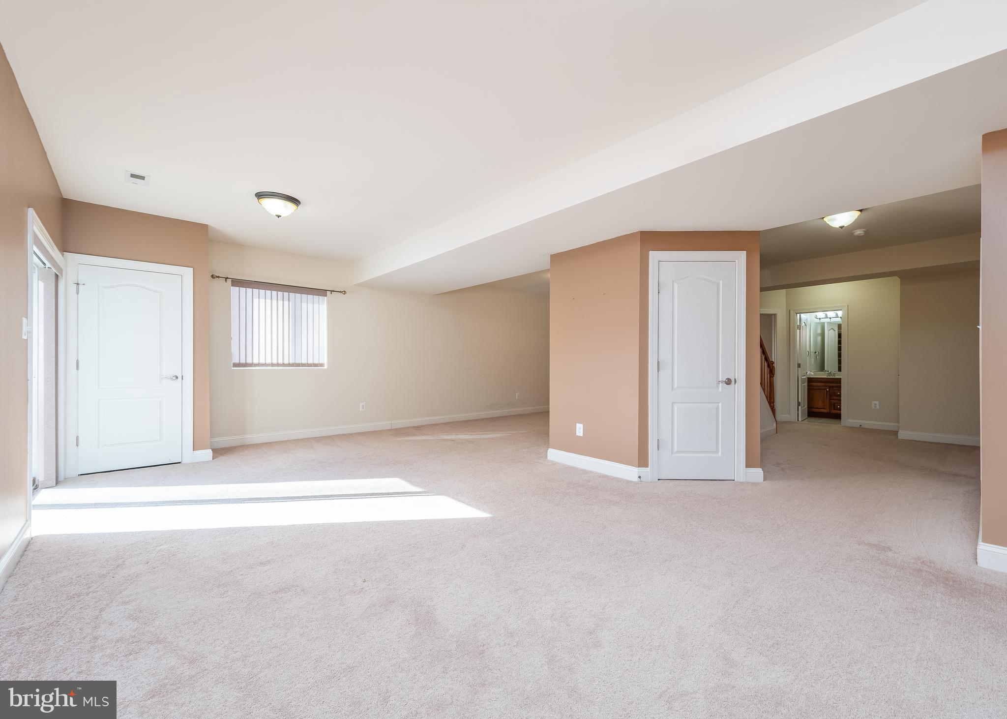 2813 Mossy Oak Lane