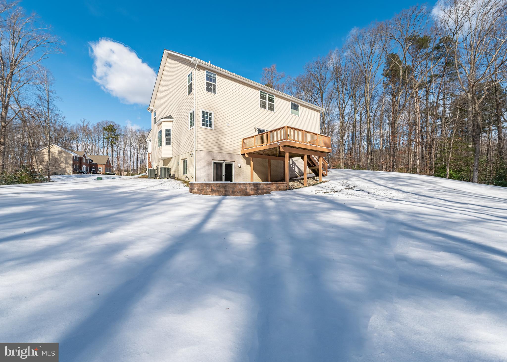 2813 Mossy Oak Lane