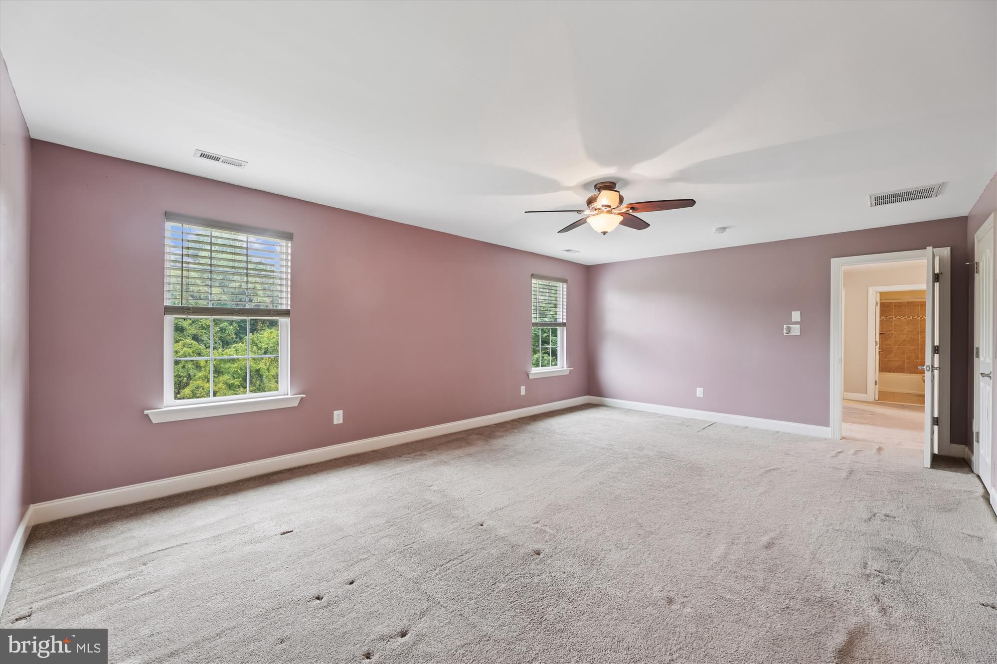 6912 DONAU COURT