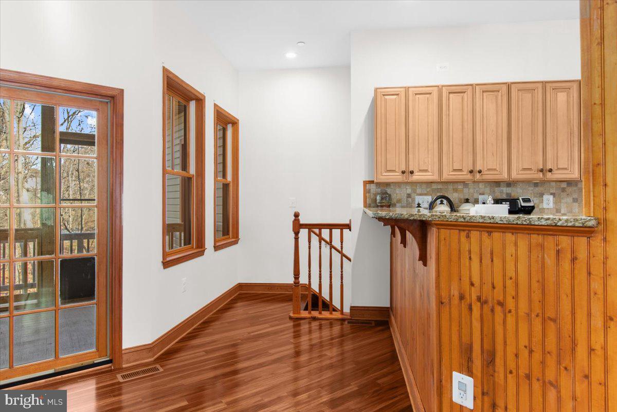 1801 Nicodemus ROAD