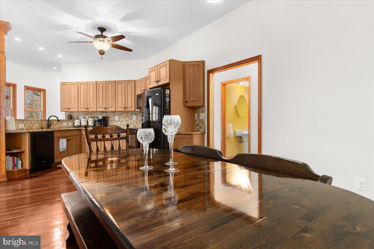 1801 Nicodemus ROAD