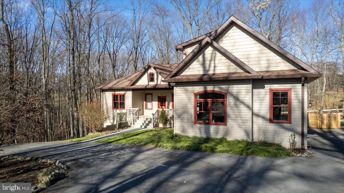 1801 Nicodemus ROAD