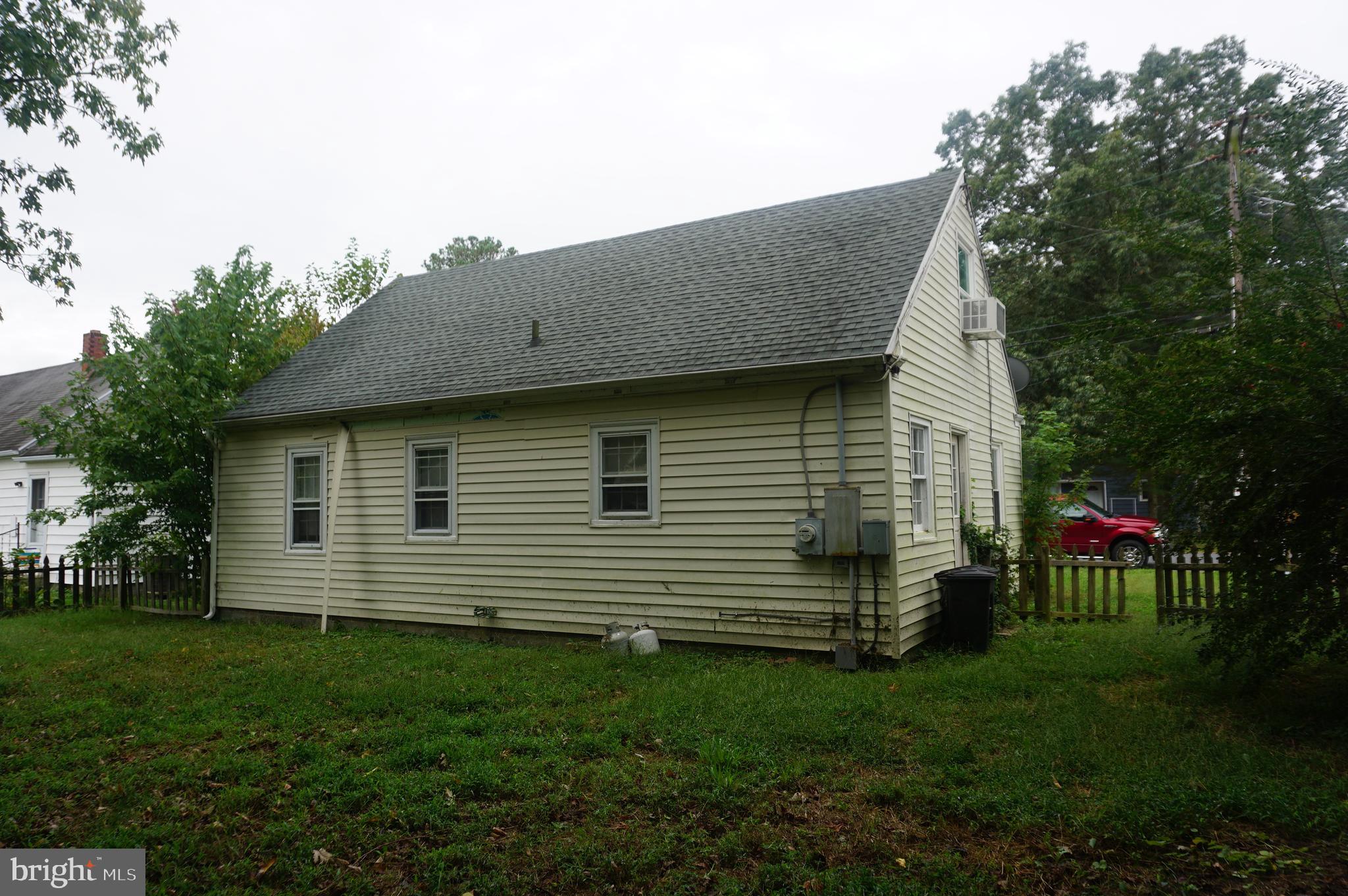 7 Oak St