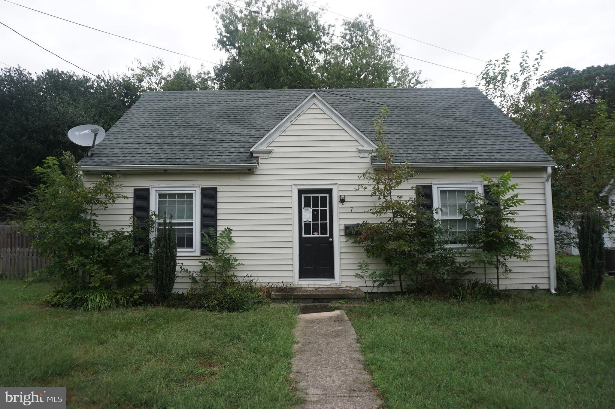 7 Oak St