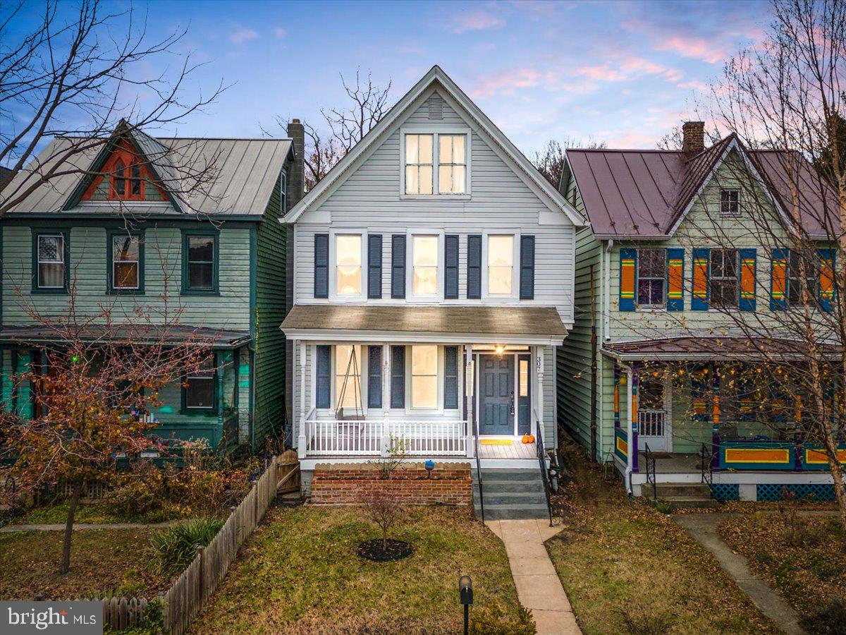 307 E Potomac St
