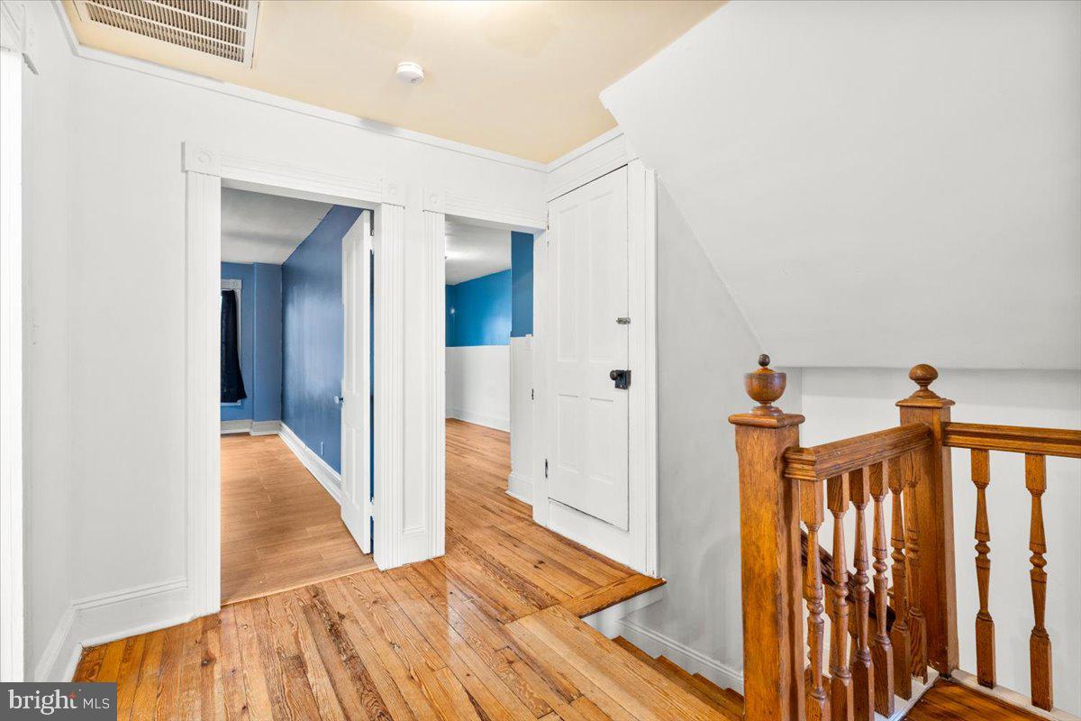 307 E Potomac St