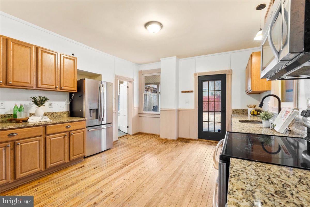 307 E Potomac St