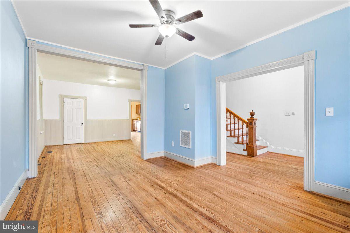 307 E Potomac St
