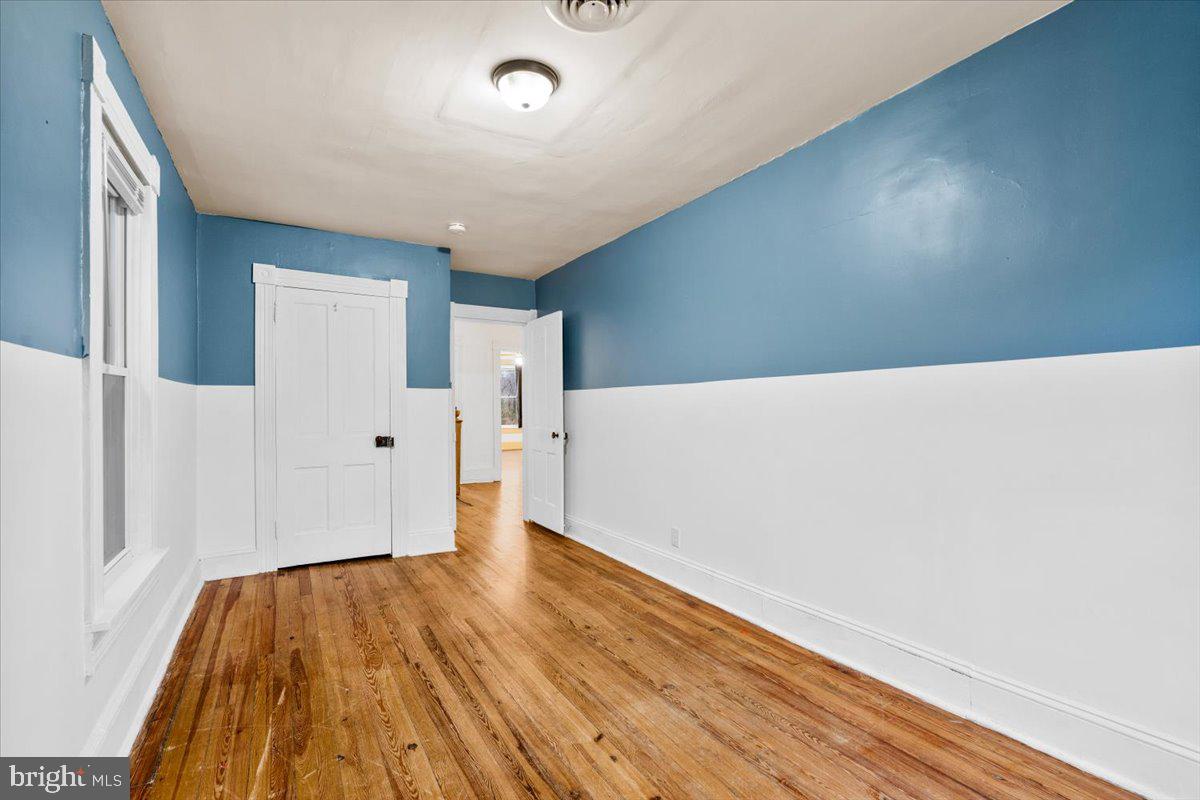 307 E Potomac St