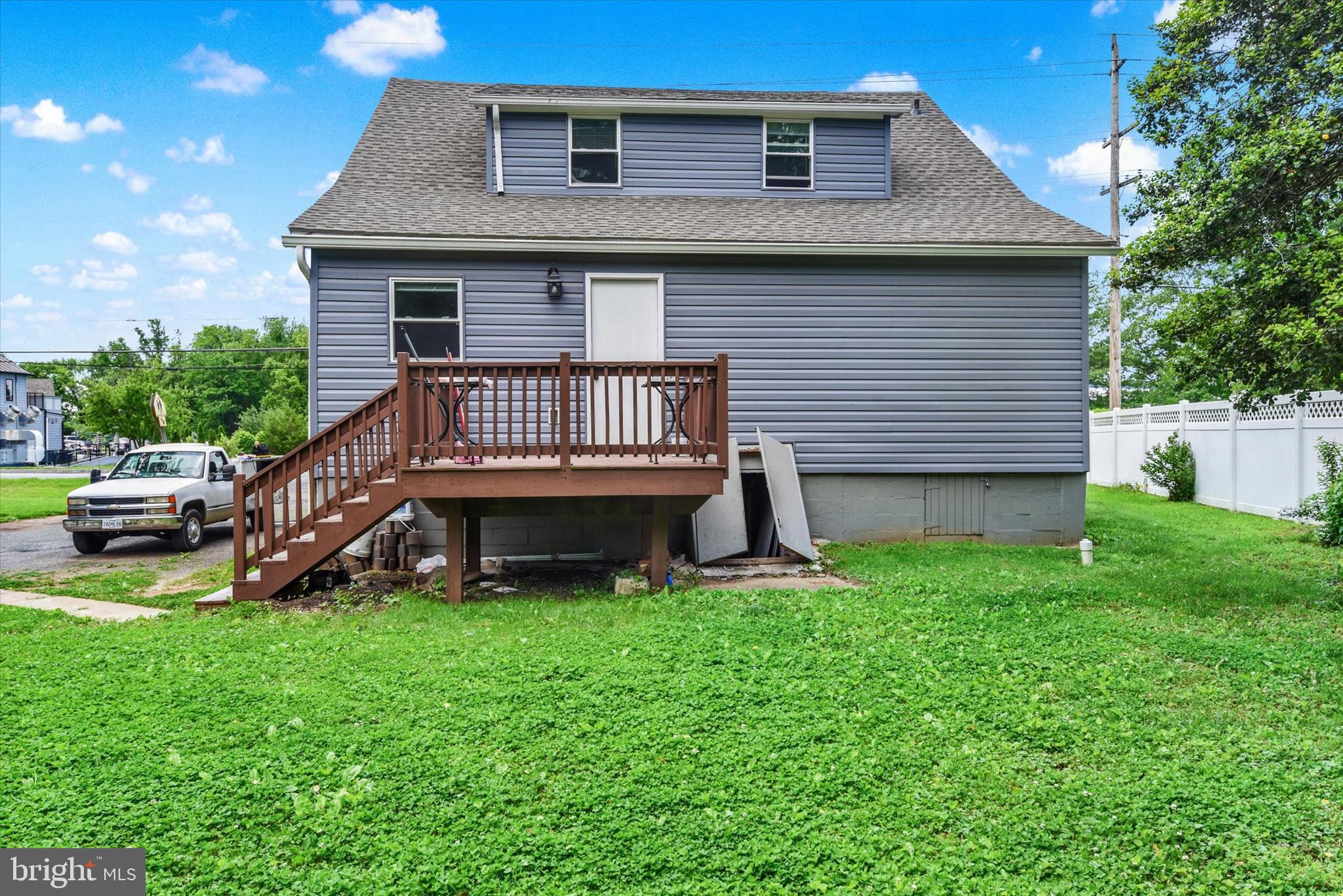 3543 URBANA PIKE