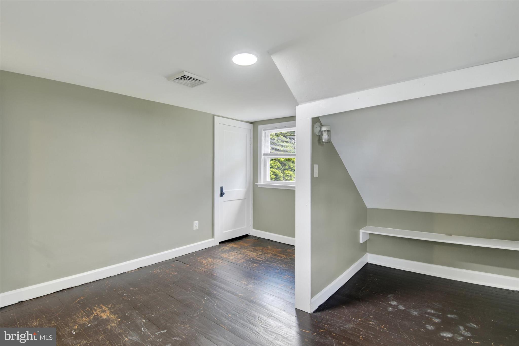 3543 URBANA PIKE