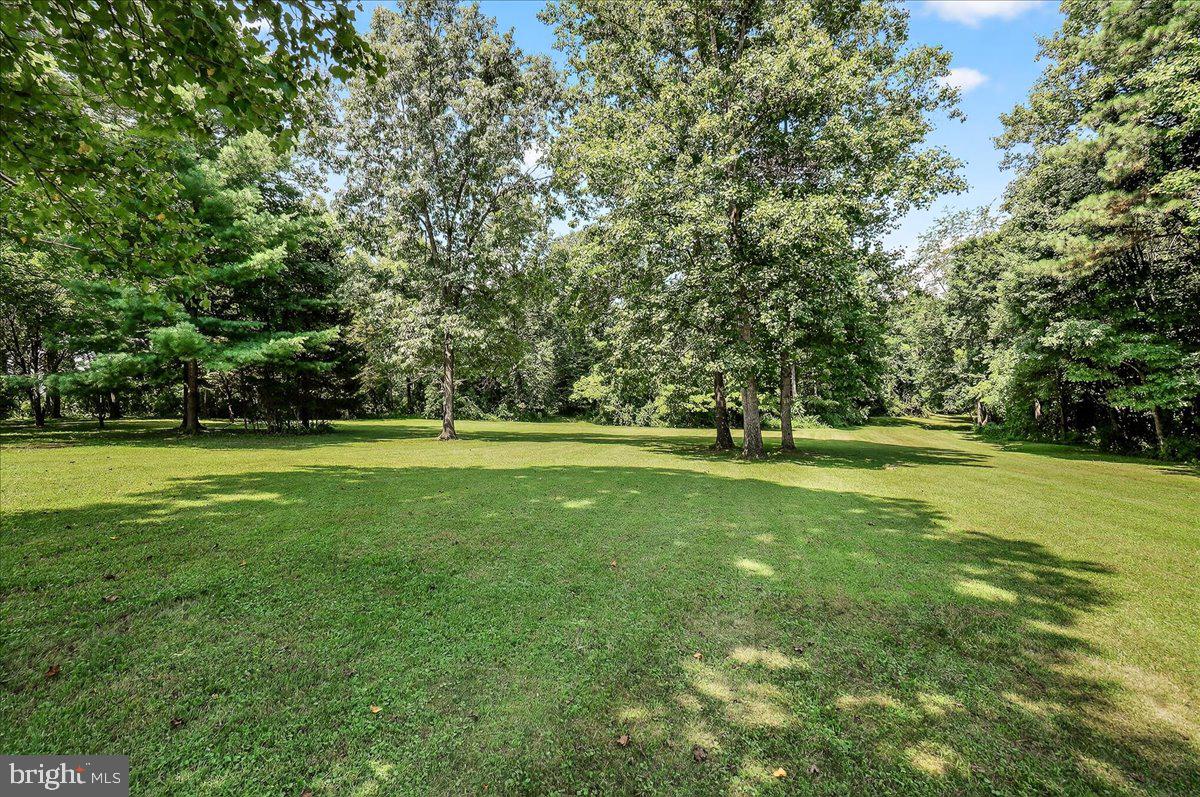 8418 PETERS ROAD