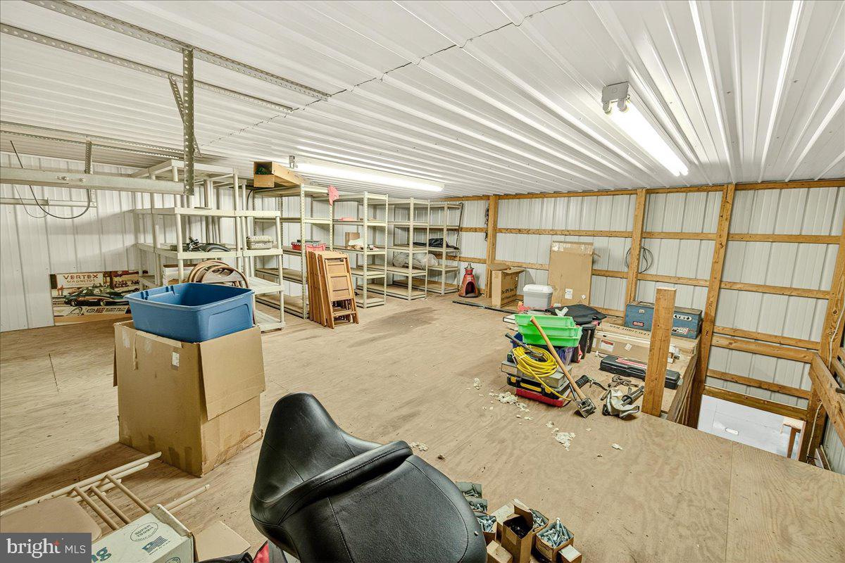 8418 PETERS ROAD