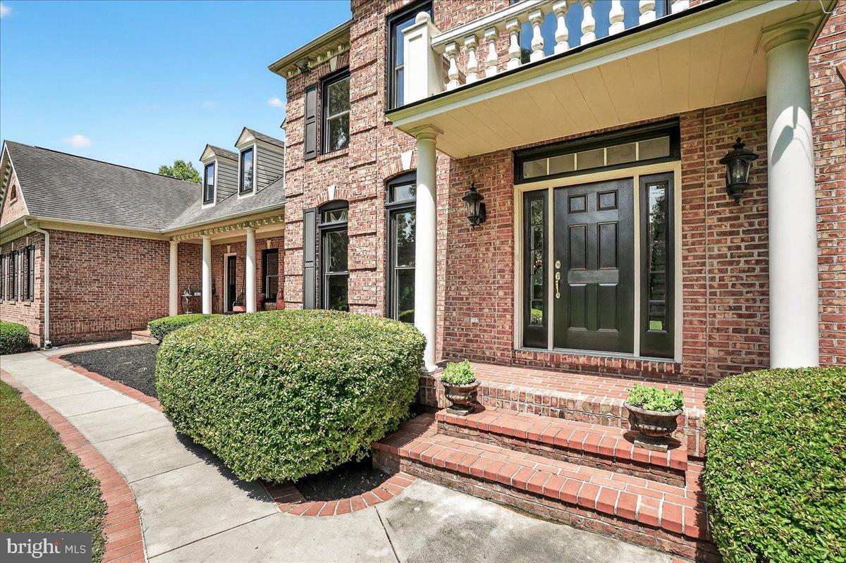 8418 PETERS ROAD