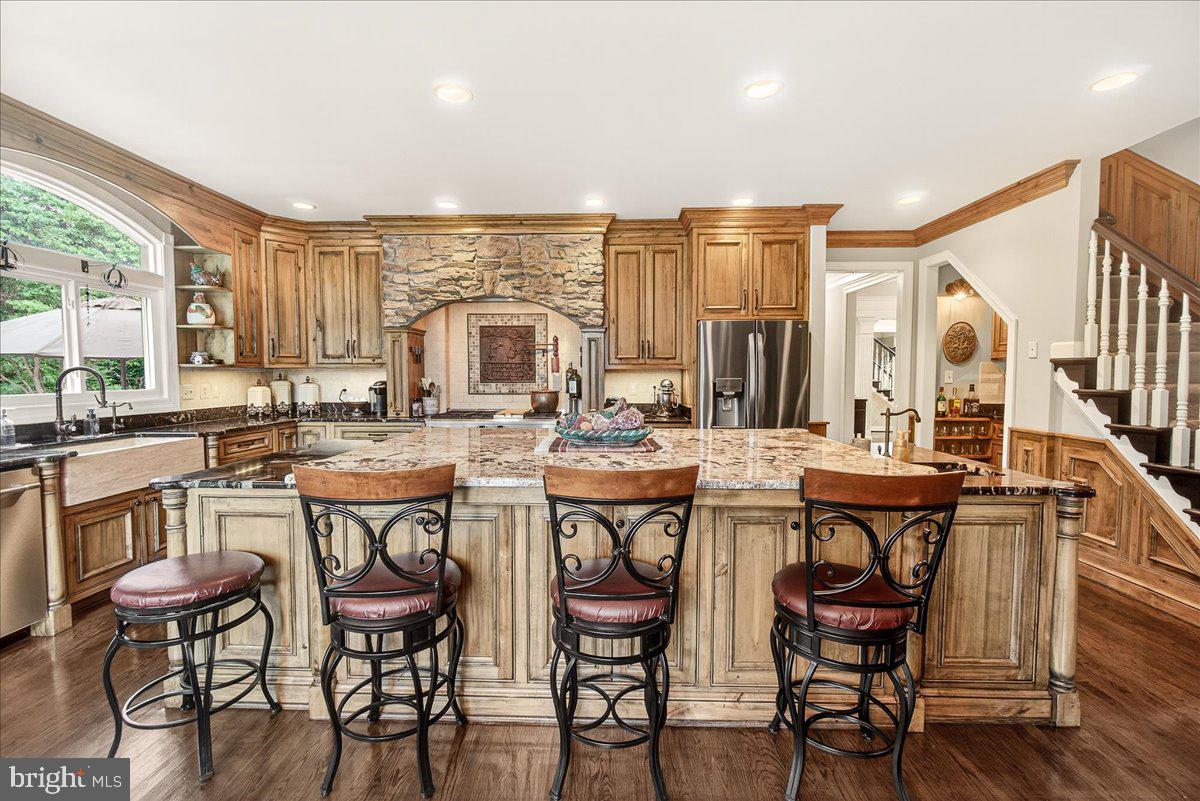 8418 PETERS ROAD